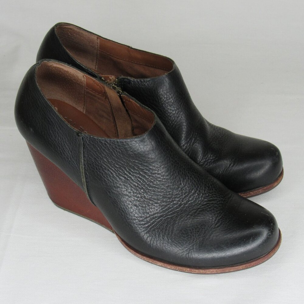 Kork-Ease Black Lather Wedge Heel 3" Women's 7.5